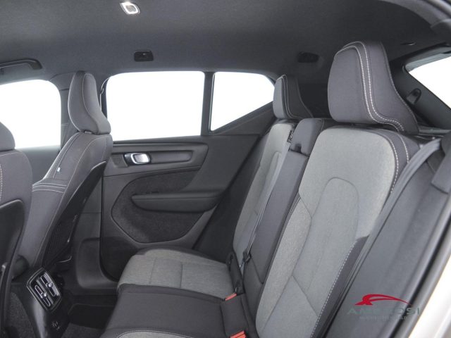 VOLVO XC40 usata 9