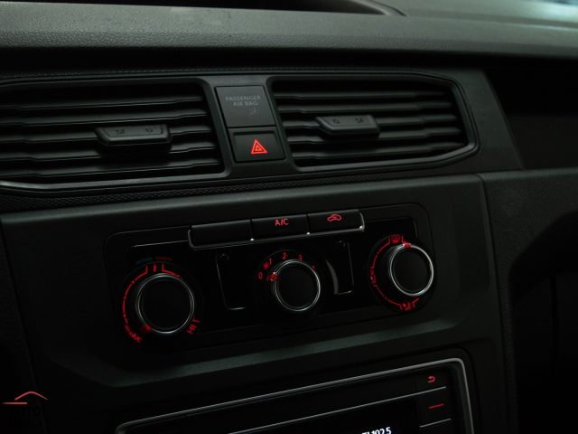 VOLKSWAGEN Caddy usata 27