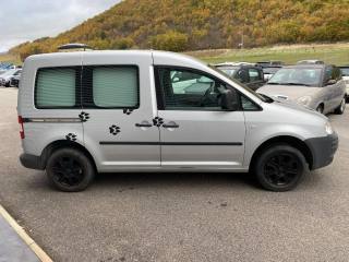 VOLKSWAGEN Caddy usata, con Autoradio
