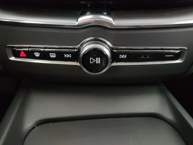 VOLVO XC60 usata, con Sedile posteriore sdoppiato