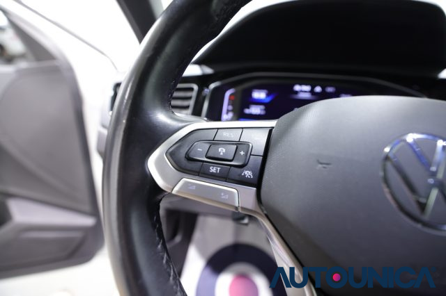 VOLKSWAGEN Taigo usata, con Fari LED