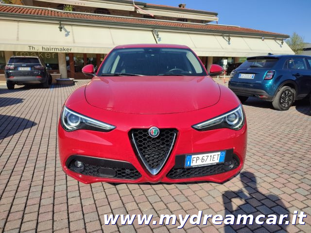 ALFA ROMEO Stelvio usata, con Autoradio digitale