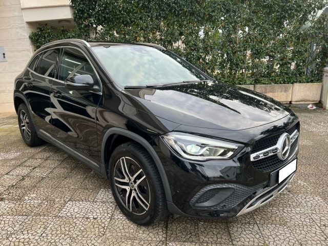 MERCEDES-BENZ GLA 180 usata 0