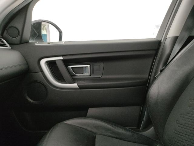 LAND ROVER Discovery Sport usata, con Touch screen