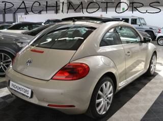 VOLKSWAGEN Maggiolino usata, con Park Distance Control