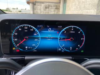 MERCEDES-BENZ GLA 200 usata, con Sedile posteriore sdoppiato
