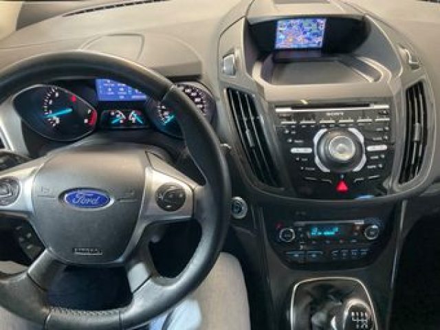 FORD Kuga usata, con Cerchi in lega