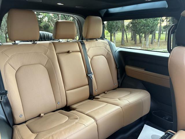 LAND ROVER Defender usata, con Controllo trazione
