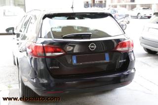 OPEL Astra usata, con Autoradio