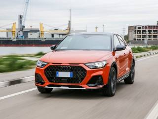 AUDI A1 citycarver 30 TFSI S tronic
