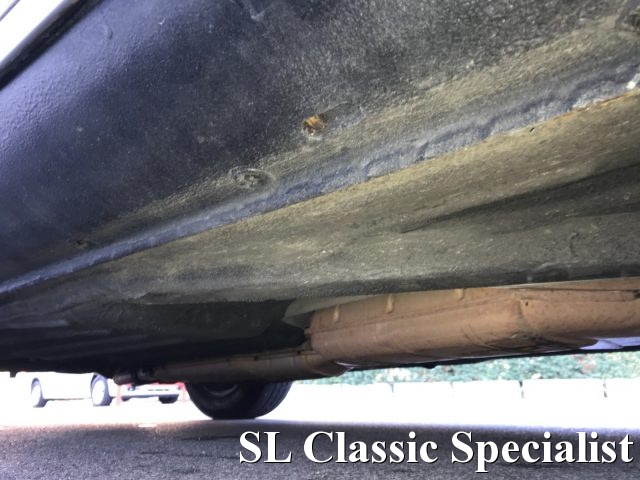 MERCEDES-BENZ SL 560 usata 142