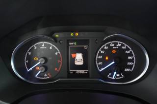 TOYOTA Yaris usata 12