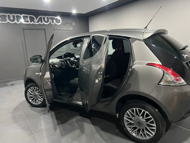 LANCIA Ypsilon usata, con Chiusura centralizzata