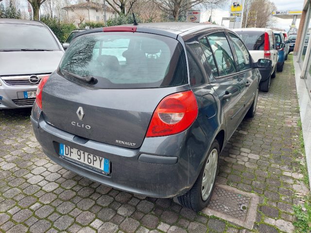 RENAULT Clio usata, con Airbag Passeggero