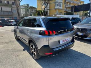PEUGEOT 5008 usata, con Boardcomputer