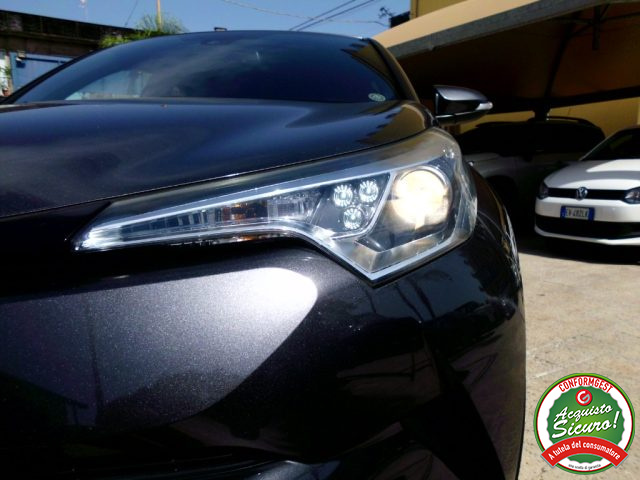 TOYOTA C-HR usata, con MP3