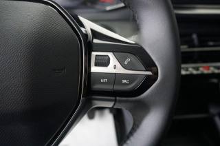 PEUGEOT 208 usata, con Sedile posteriore sdoppiato