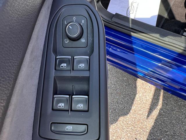 VOLKSWAGEN Golf usata, con Controllo trazione