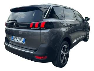 PEUGEOT 5008 usata, con Airbag laterali