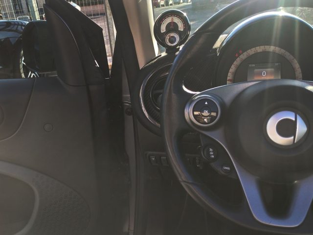 SMART ForTwo usata, con Servosterzo