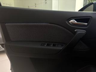 RENAULT Captur usata, con Luci diurne
