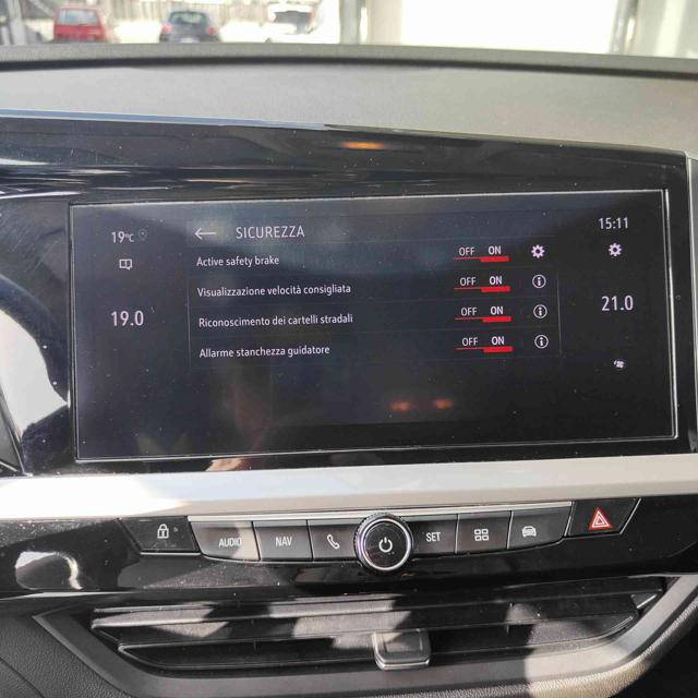 OPEL Grandland usata, con Luci diurne LED