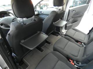 PEUGEOT 5008 usata, con Freno di stazionamento elettrico