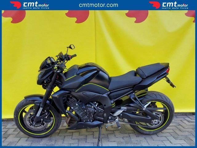 YAMAHA FZ8 usata 4