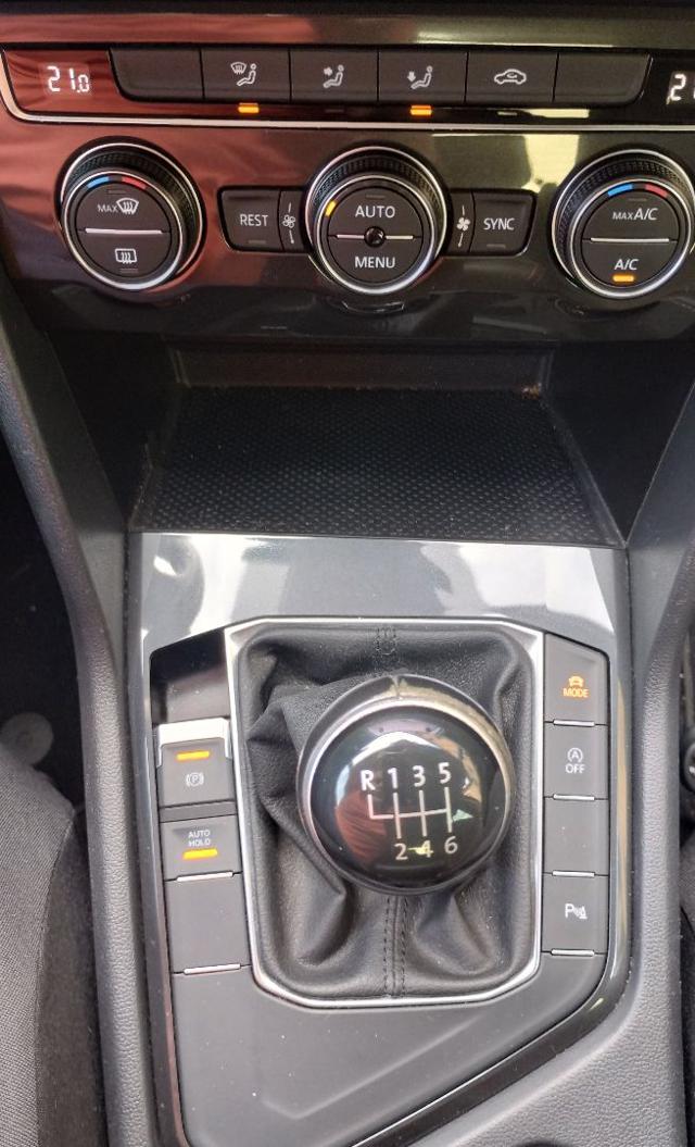VOLKSWAGEN Tiguan usata, con Sedile posteriore sdoppiato