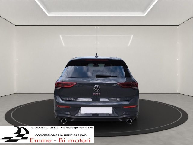 VOLKSWAGEN Golf usata, con Autoradio