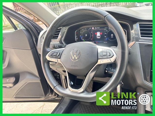 VOLKSWAGEN Tiguan usata, con Volante multifunzione
