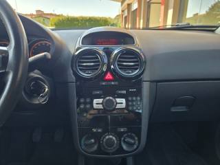 OPEL Corsa usata, con Supporto lombare