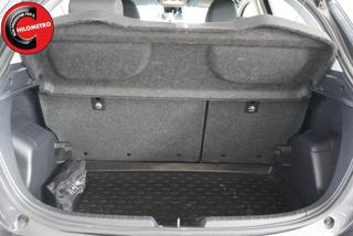 TOYOTA Yaris usata, con Cerchi in lega