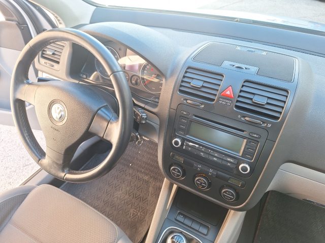 VOLKSWAGEN Golf usata, con ESP