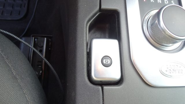 LAND ROVER Discovery usata 121
