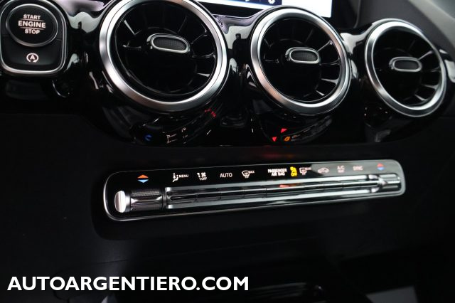 MERCEDES-BENZ GLA 200 usata, con Fendinebbia