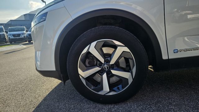 NISSAN Qashqai usata, con Touch screen