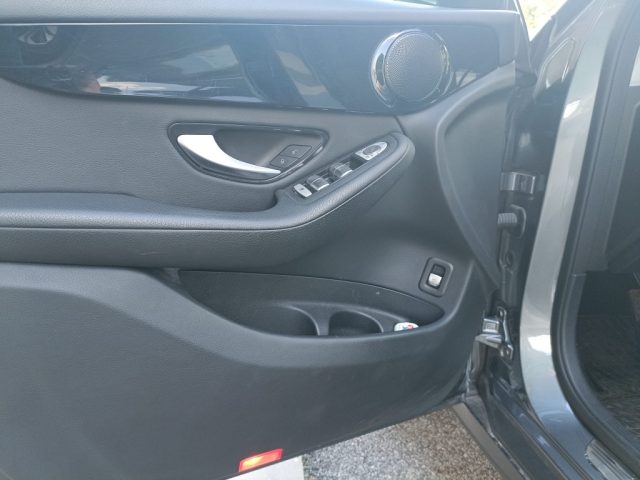 MERCEDES-BENZ GLC 300 usata, con Park Distance Control