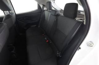 TOYOTA Yaris usata 9