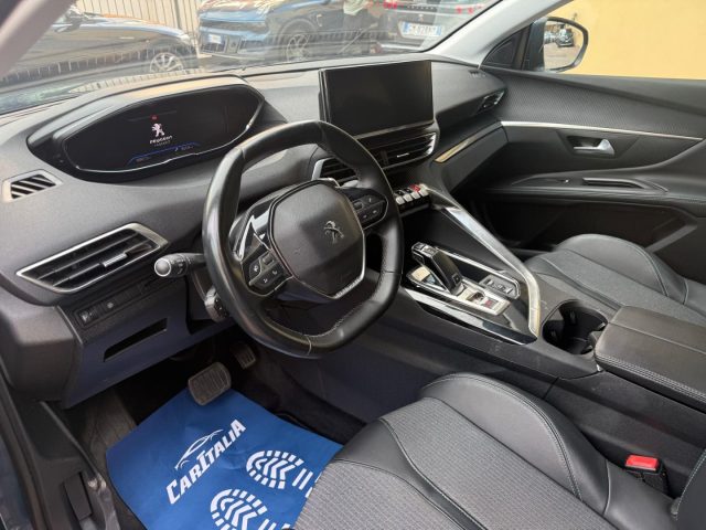 PEUGEOT 5008 usata, con Boardcomputer