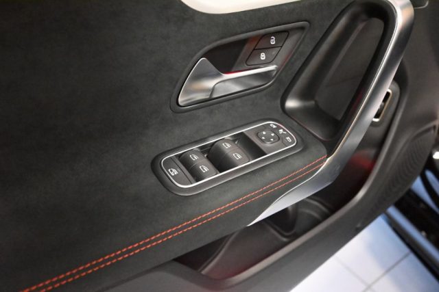 MERCEDES-BENZ CLA 45 AMG usata 39