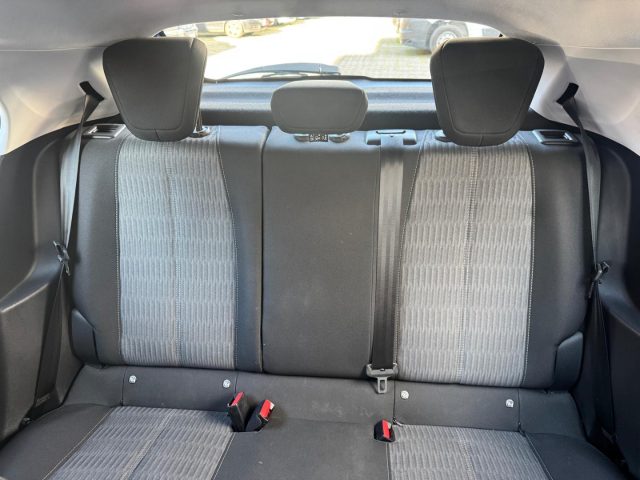 OPEL Corsa usata, con Touch screen