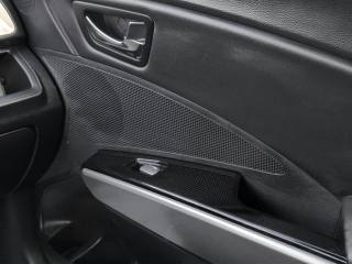SSANGYONG Tivoli usata, con Frenata d