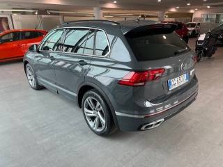 VOLKSWAGEN Tiguan usata, con Autoradio