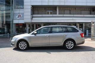 SKODA Octavia usata, con Airbag