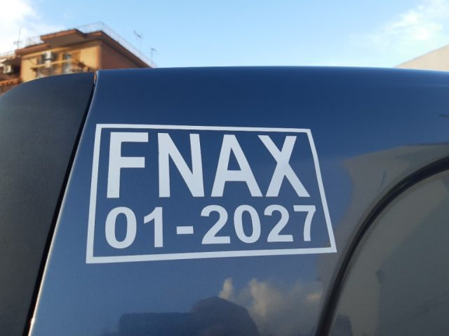 MERCEDES-BENZ Vito usata, con Sensore di luce