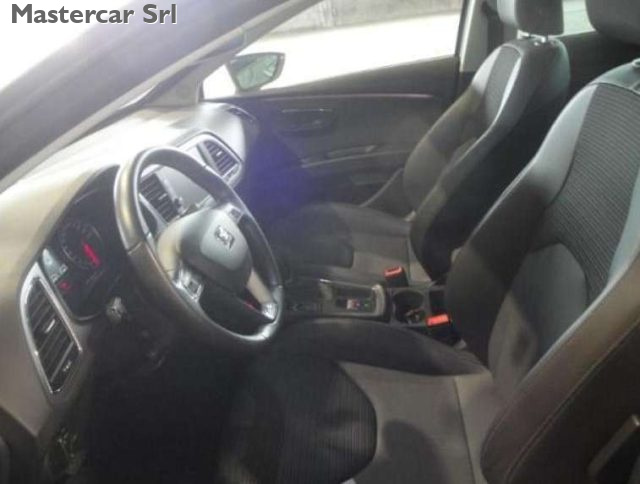 SEAT Leon usata, con Autoradio