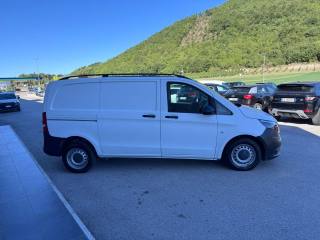 MERCEDES-BENZ Vito usata, con Airbag Passeggero