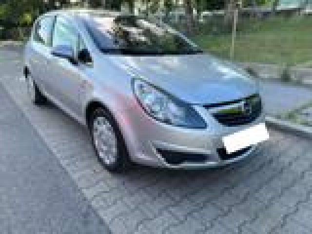 OPEL Corsa usata, con Airbag