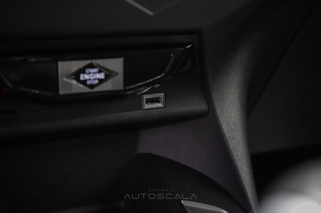 DS AUTOMOBILES DS 3 Crossback usata, con Specchietti laterali elettrici